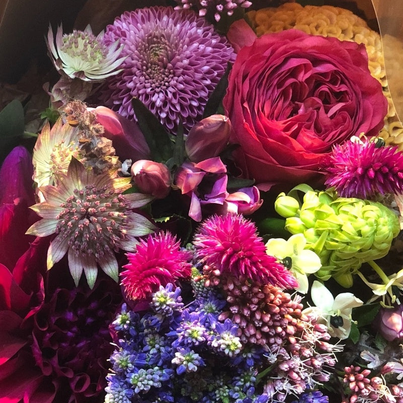 Florist Choice: Designer Arrangement - Cheerful Flowers